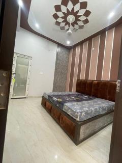 Swarn Kunj Home Stay Ayodhya - Ayodhya - 7