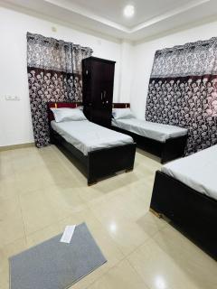 StayBridge PG and Hostel for Women - Jāmb - 2