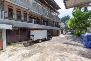 Sans Hotel Skyland Pasteur Bandung - Bandung - 5