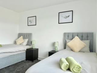 Long Term Comfort - 2BR Haven - Cheshunt - 0