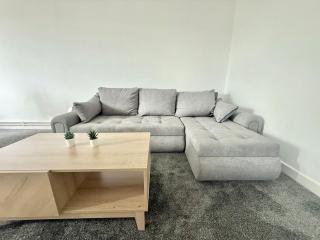 Long Term Comfort - 2BR Haven - Cheshunt - 4