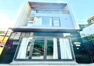 Sunrise Homestay with 4 Bedrooms - Danang - 3