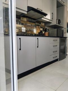 Modern studio in the CBD - 7