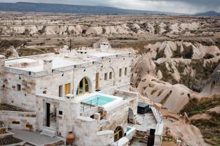 Millstone Cave Suites Hotel - Uchisar - 0