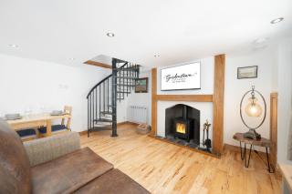 Nautical Nook, 16 Seatown, Gardenstown - Gardenstown - 9