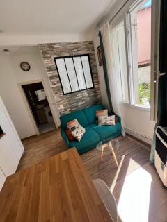 T2 centre ville de Nice face de la gare routière Nice ville - Nizza - 4