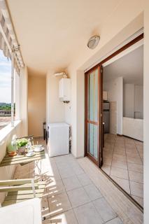 5&5 - Spacious with private parking for 6 guests - 1