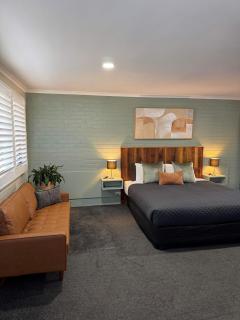 Central Deborah Motel - 8