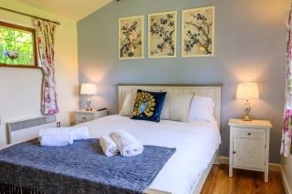 Bluebells by StayStaycations - Bristol - 5