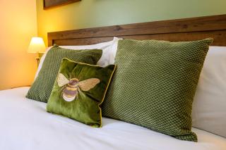 Rose by StayStaycations - Bristol - 4
