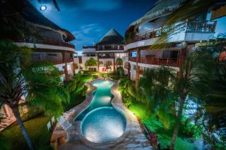 2 BR Condo with Pool, Gym & Parking - Quadra Alea - Wayak 301 - Playa del Carmen - 0