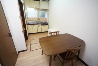 Family Home Osaka Kujo Guest House - Osaka - 1