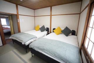 Family Home Osaka Kujo Guest House - Osaka - 6
