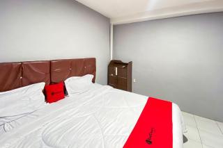 RedDoorz at Graha Aisyah Menteng Medan - - 1