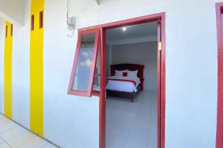 RedDoorz at Graha Aisyah Setiabudi Medan - Sunggal - 4