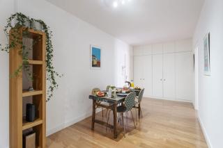 Bedooms with Shared Bathroom in Accommodation in Historic Largo do Carmo - Lisbon - 3
