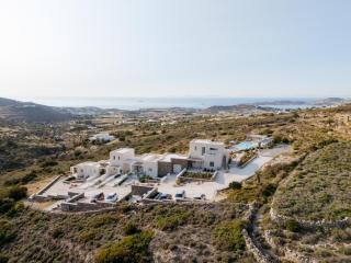 Noble 7 Suites - Adults Only - Onar Hotels Collection - Parikia - 1