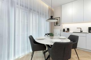 Elegant Apartment with Desk Marina Gdańsk 3City by Noclegi Renters - Danzig - 6