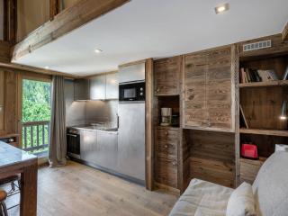 Studio fonctionnel à Méribel avec mezzanine, balcon, et à proximité des pistes - FR-1-565-35 - Les Allues - 0