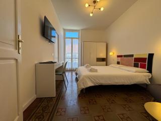 Noliday Savona Center Art Deco Apartment - 6
