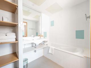 Novotel Cardiff Centre - Cardiff - 1