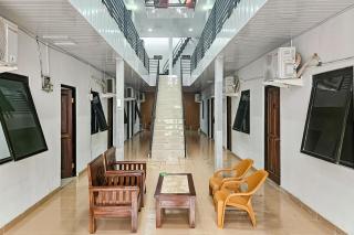 Guest House Hamz Syariah Redpartner - 9