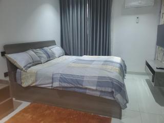Luxury 2BD 2BA, Pool, Lekki Phase 1 - Lekki - 2