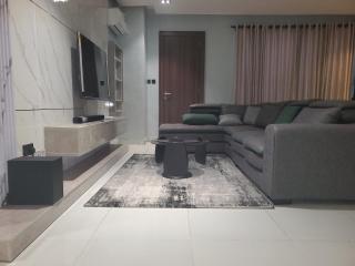 Luxury 2BD 2BA, Pool, Lekki Phase 1 - Lekki - 9