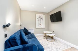 The Executive Retreat 3Bed2Bath 55inch TV Central Leeds - 7