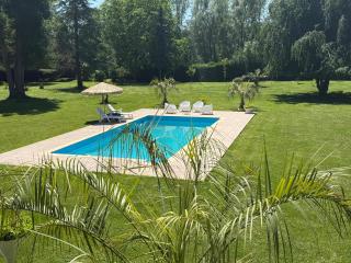 Appartement familial au bord de la Marne, jardin tropical , piscine, tennis, terrasse, parking gratuit proche Disneyland - 9