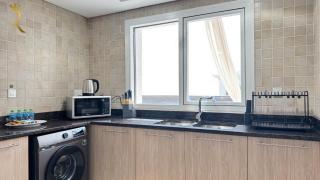 Modern 4BR Spacious Family Apartment in Yas Island - Yas Island - 5