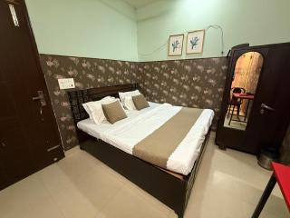 Hotel Hari Nager By The Premium Villa - Mayapur - Nuova Delhi - 5