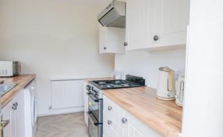 Warm Cottage Stay In Lindley - Long Term - Lindley - 8