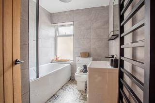 Warm Cottage Stay In Lindley - Long Term - Lindley - 3