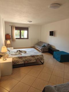 Kalives Beachview Family House - 1
