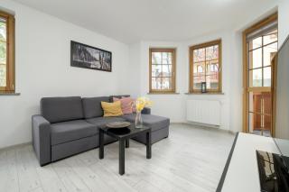 Elegancki Apartament Sun Seasons 24 w Szklarskiej Porębie z Parkingiem by Noclegi Renters - Szklarska Poręba - 0