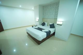 Sri Sai Hotels And Resorts - Hyderabad - 7
