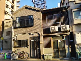 2 min from NANBA 16 min from USJ by train - Osaka - 0