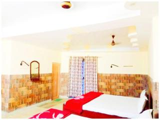 DIGHA HOTEL #PRA-TEEK! Near Sea Beach - Fully Air Conditioned - Free Wi-fi, Parking, Restaurant Facilities - Digha - 3
