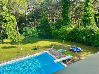 Villa sunshine with pool - 2