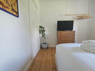 Charming 2-Bedroom Ground Floor Apartment with Garden and Free On-street Parking - Edimburgo - 2