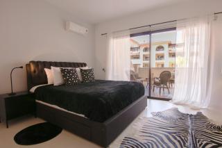 Queens Garden Residence by Staycom - Pafos - 8