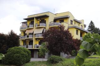 Yellow House Vrnjačka Banja - Vrnjačka Banja - 0