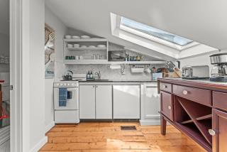 Sunny Westport Studio Apt. Above Historic Mill - Westport - 1