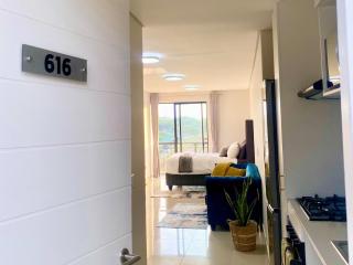 The Sapphire Light - Studio Apartment - Durban - 4