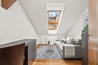Prague Days - Spacious 117m2 Attic Retreat w AC - Near Old Town sq - Praag - 5