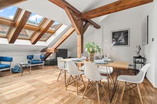 Prague Days - Spacious 117m2 Attic Retreat w AC - Near Old Town sq - Praag - 3