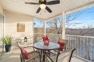 Lazy Lookout Mo Spacious 3 BDR Great Location - 3