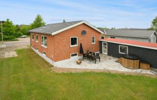 3 Bedroom Cozy Home In Sønder Felding - Sønder Felding - 0
