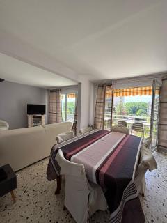 Aix en Provence, dans grande résidence arborée, appartement de 80m2 - 7